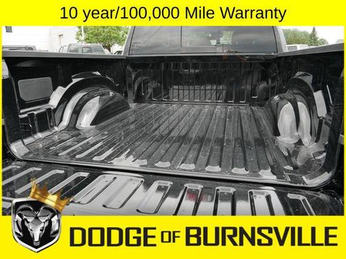 Diamond Black Crystal Pearlcoat 2026 RAM 1500 Big Horn/Lone Star