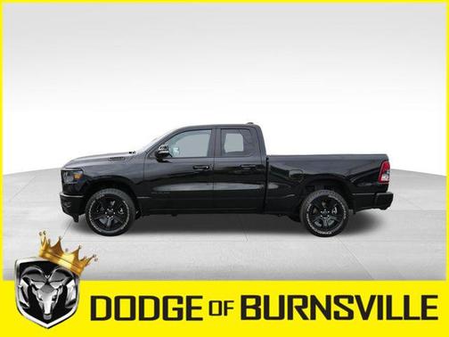 Diamond Black Crystal Pearlcoat 2022 RAM 1500 Big Horn/Lone Star