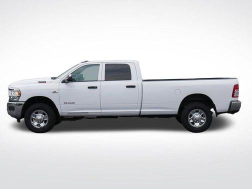 2021 RAM 3500 Tradesman Crew Cab 4x4 8' Box