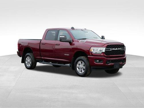 2023 RAM 2500 Big Horn Crew Cab 4x4 6'4' Box