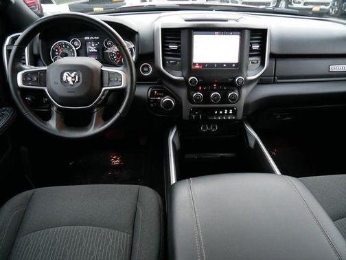 2023 RAM 2500 Big Horn Crew Cab 4x4 6'4' Box