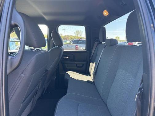 2022 RAM 1500 Classic Warlock Quad Cab 4x4 6'4' Box