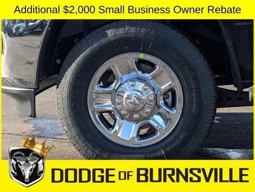 Diamond Black Crystal Pearlcoat 2026 RAM 2500 Tradesman Crew Cab 4x4 6'4' Box