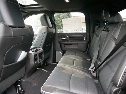 2025 RAM 2500 Laramie Crew Cab 4x4 6'4' Box