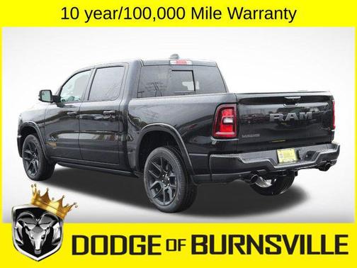 Diamond Black Crystal Pearlcoat 2026 RAM 1500 Laramie