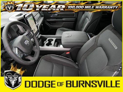 Diamond Black Crystal Pearlcoat 2026 RAM 1500 Laramie