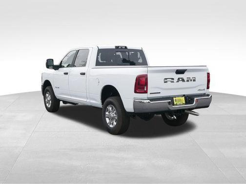 2025 RAM 3500 Big Horn Crew Cab 4x4 6'4' Box