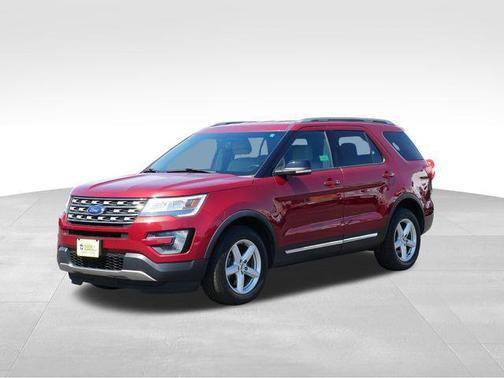 Ruby Red Metallic Tinted Clearcoat 2016 Ford Explorer XLT