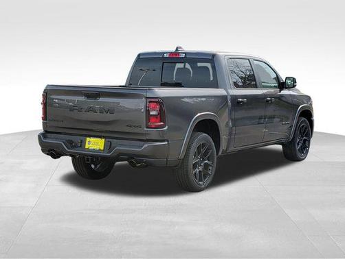 Granite Crystal Metallic Clearcoat 2027 RAM 1500 Laramie