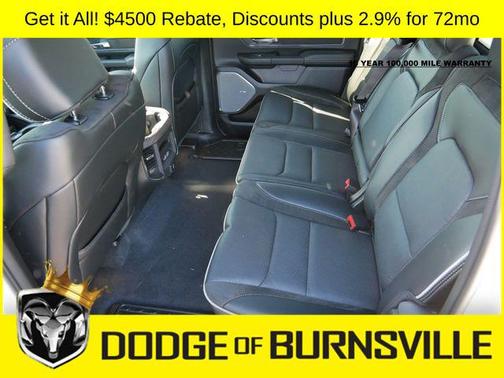 Ivory White Tri-Coat Pearlcoat 2026 RAM 1500 Laramie