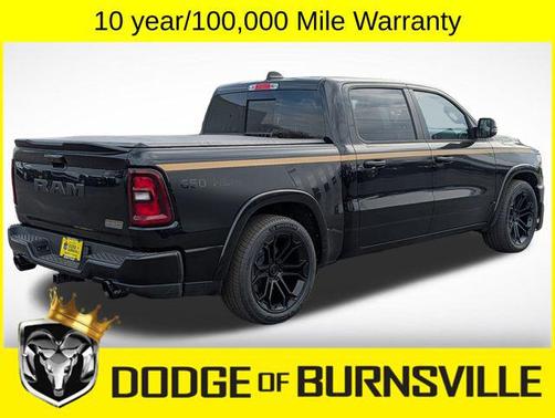 Diamond Black Crystal Pearlcoat 2026 RAM 1500 Big Horn/Lone Star