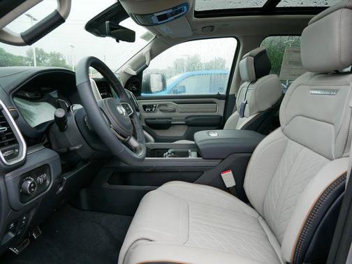 2025 RAM 1500 ST