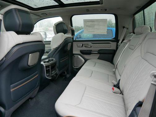 2025 RAM 1500 ST