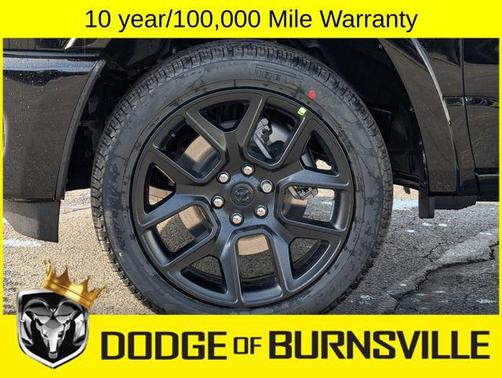 Diamond Black Crystal Pearlcoat 2026 RAM 1500 Laramie