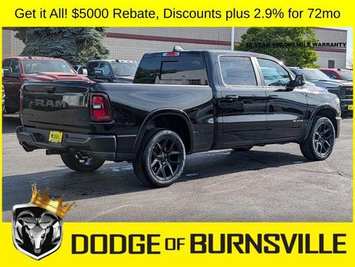 Diamond Black Crystal Pearlcoat 2026 RAM 1500 Laramie