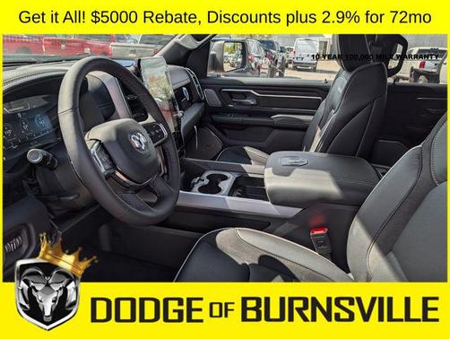Diamond Black Crystal Pearlcoat 2026 RAM 1500 Laramie