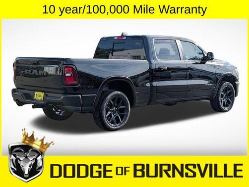 Diamond Black Crystal Pearlcoat 2026 RAM 1500 Laramie