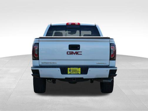 White Frost Tricoat 2018 GMC Sierra 1500 Denali