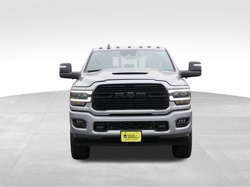 2024 RAM 3500 Laramie Crew Cab 4x4 6'4' Box