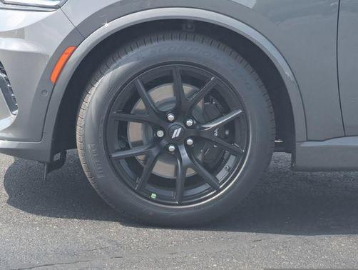 DB Black Clearcoat 2026 Dodge Durango GT Premium AWD HEMI V8