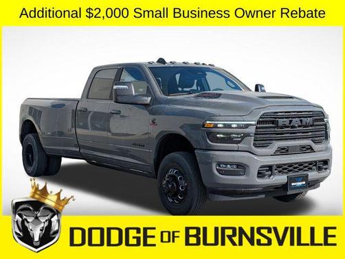 Ceramic Gray Clearcoat 2026 RAM 3500 Laramie Crew Cab 4x4 8' Box