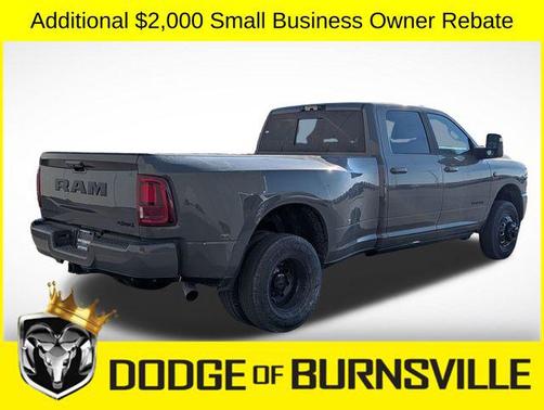 Ceramic Gray Clearcoat 2026 RAM 3500 Laramie Crew Cab 4x4 8' Box