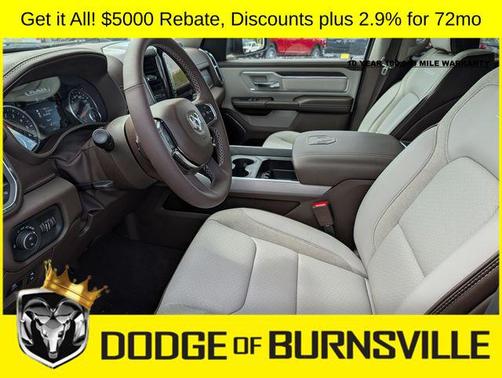 Delmonico Red Pearlcoat 2026 RAM 1500 Laramie
