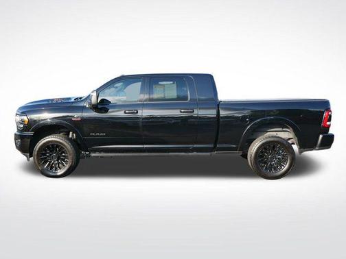 2024 RAM 3500 Limited Mega Cab 4x4 6'4' Box