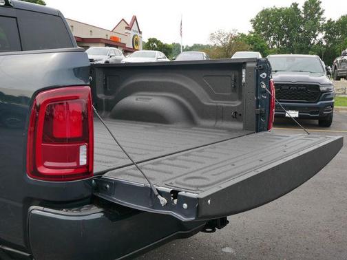 2025 RAM 2500 Laramie Crew Cab 4x4 6'4' Box