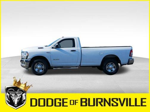 2022 RAM 2500 Tradesman Regular Cab 4x2 8' Box
