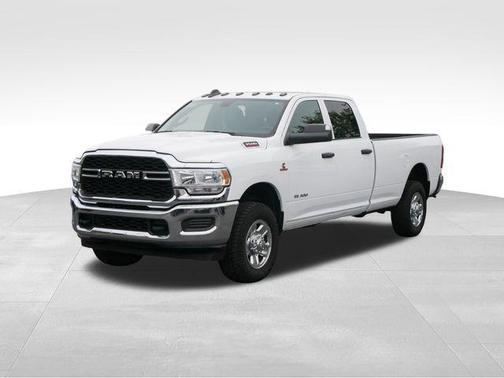 2021 RAM 3500 Tradesman Crew Cab 4x4 8' Box