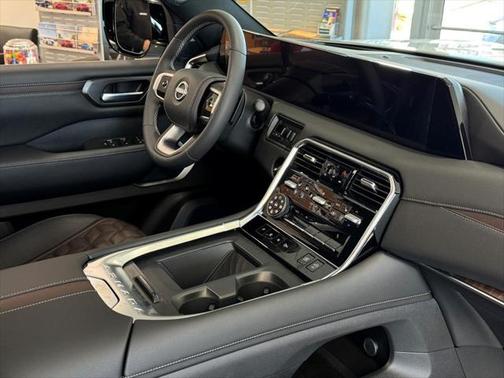 2025 Nissan Armada Platinum Reserve 4WD