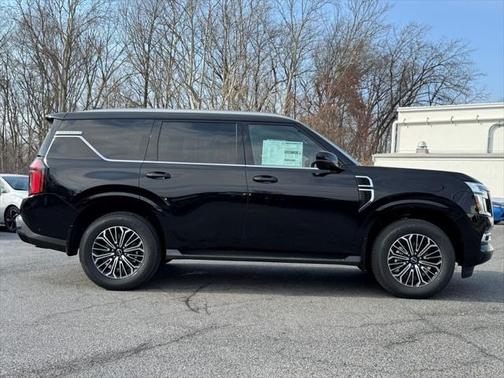2025 Nissan Armada SL 4WD