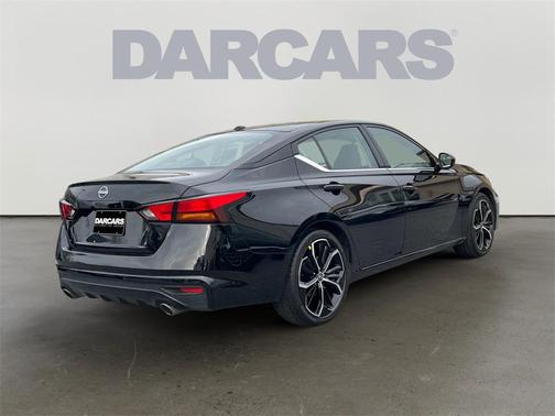 2024 Nissan Altima SR FWD