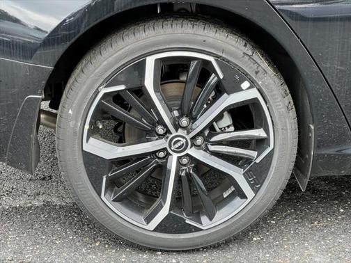 2025 Nissan Altima SR FWD