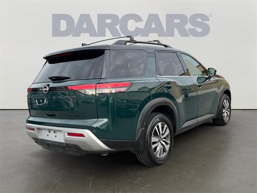 2022 Nissan Pathfinder SL 4WD