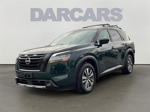2022 Nissan Pathfinder SL 4WD