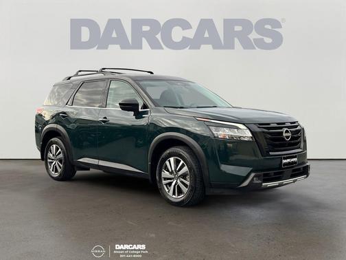 2022 Nissan Pathfinder SL 4WD