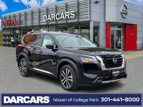 2025 Nissan Pathfinder Platinum 4WD