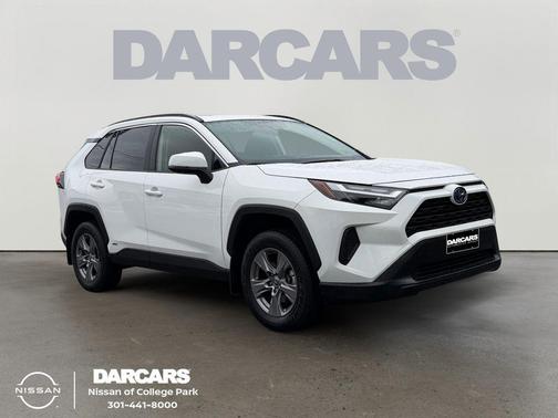 Ice Cap 2024 Toyota RAV4 Hybrid XLE