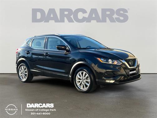 2022 Nissan Rogue Sport SV