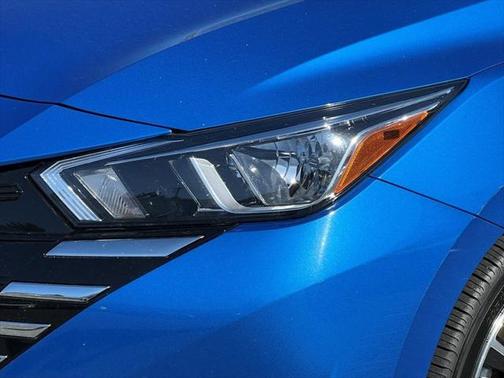 2023 Nissan Versa 1.6 SV