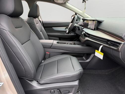 Champagne Silver Metallic 2026 Nissan Murano SL