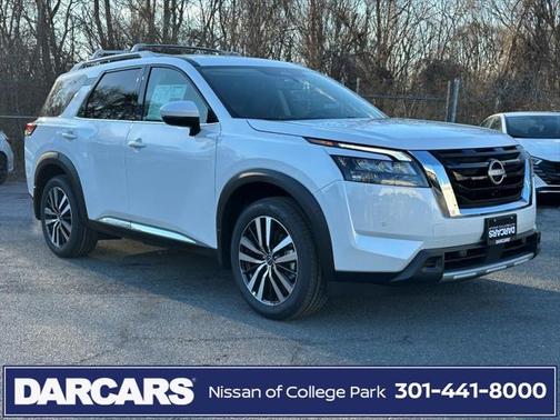 2025 Nissan Pathfinder Platinum 4WD