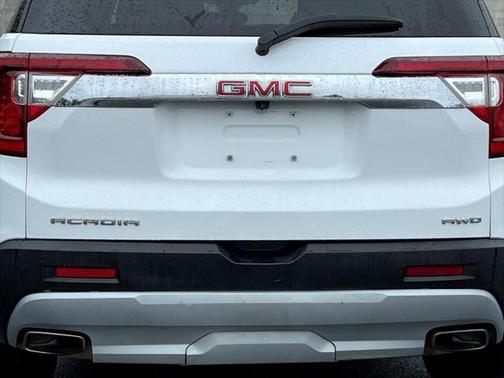 2023 GMC Acadia AWD SLT