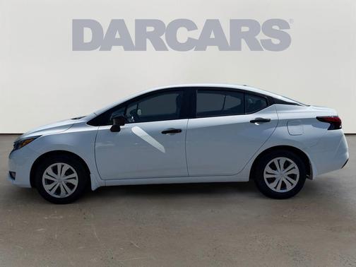 Fresh Powder 2025 Nissan Versa 1.6 S