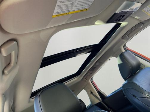 2023 Nissan Pathfinder Platinum 4WD