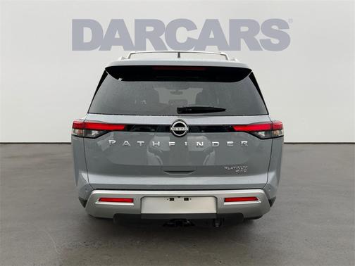2025 Nissan Pathfinder Platinum 4WD
