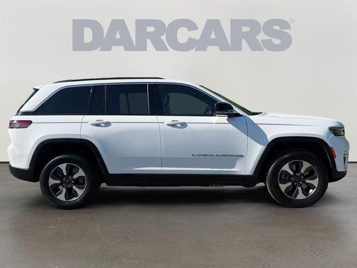 Bright White Clearcoat 2024 Jeep Grand Cherokee 4xe Base