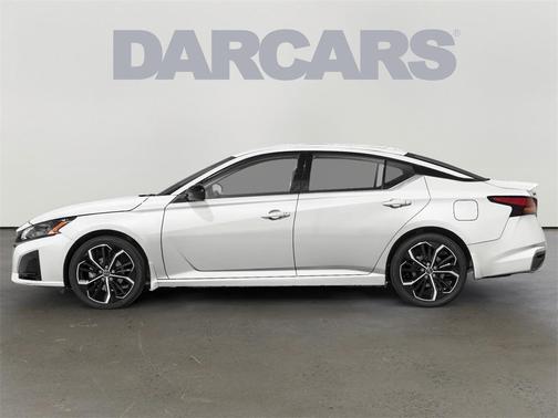 2025 Nissan Altima SR FWD